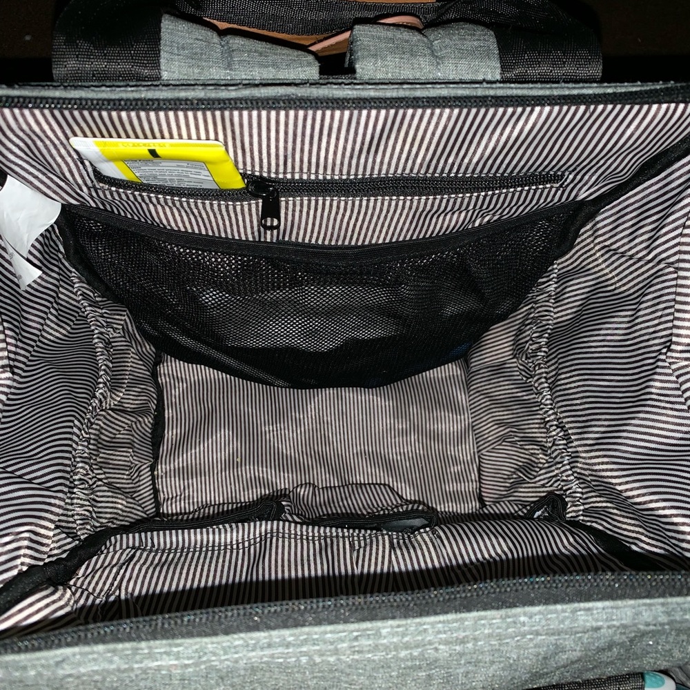 Diaper bag - Picture 3 of 4